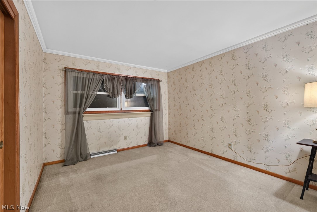 200 Manor Drive Columbiana OH 44408