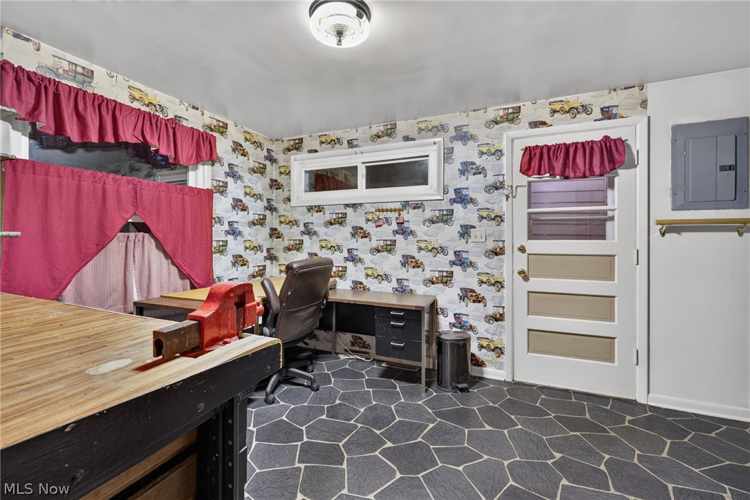 200 Manor Drive Columbiana OH 44408