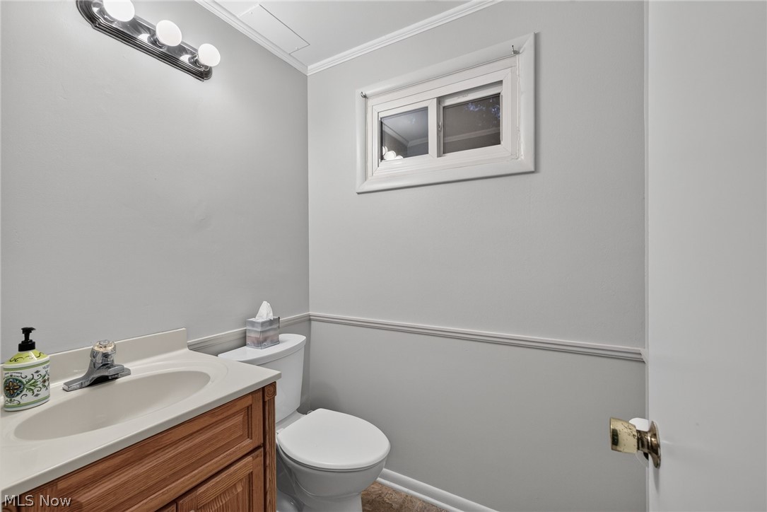 200 Manor Drive Columbiana OH 44408