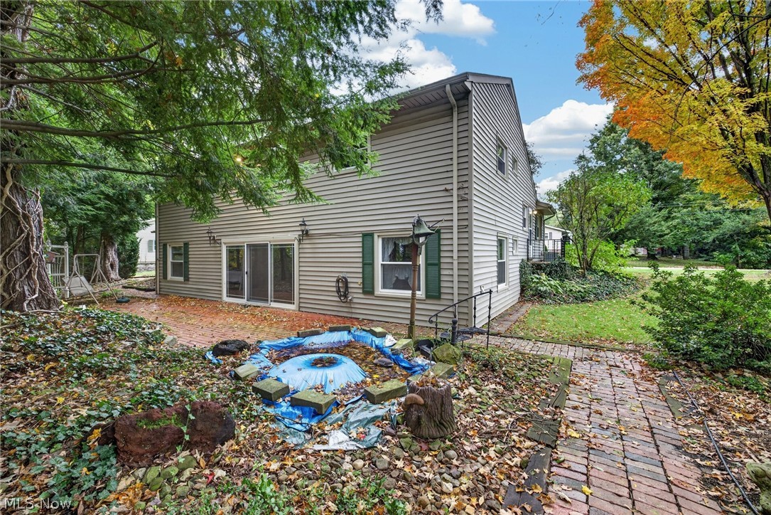 200 Manor Drive Columbiana OH 44408