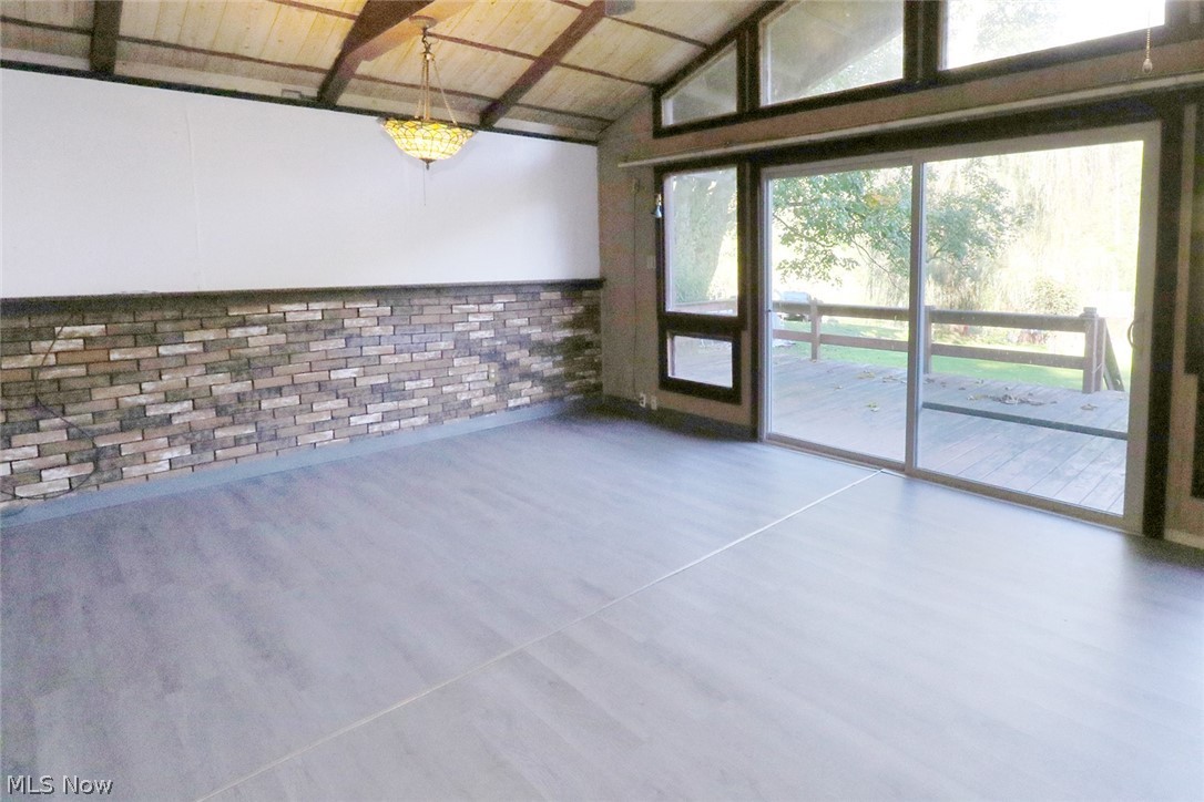 3793 Township Road 242 Toronto OH 43964