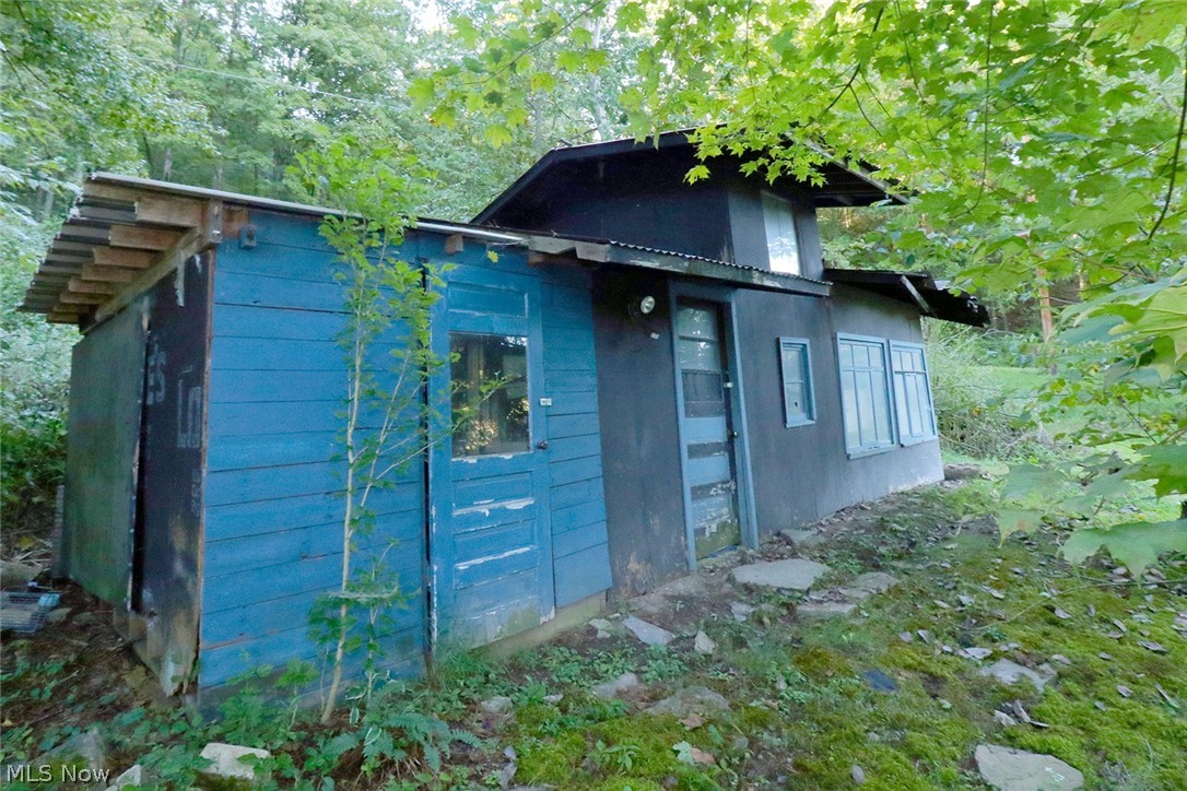 3793 Township Road 242 Toronto OH 43964