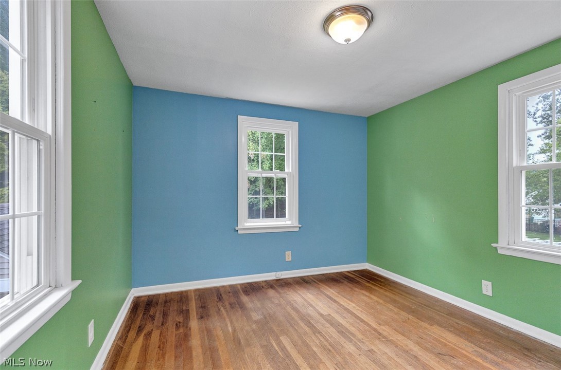 24907 E Oakland Road Bay Village OH 44140