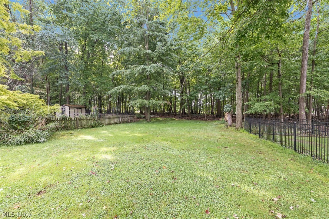 24907 E Oakland Road Bay Village OH 44140