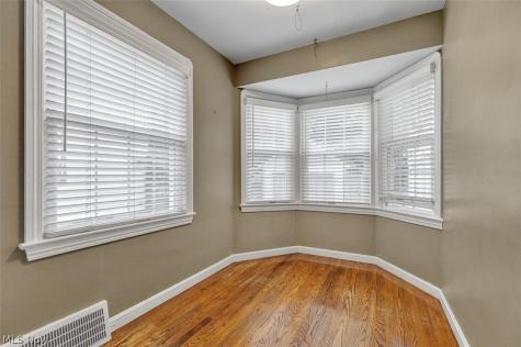 24907 E Oakland Road Bay Village OH 44140