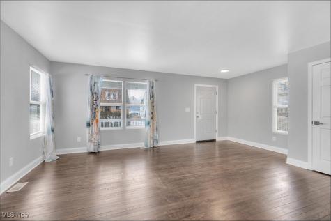 1239 E 168th Street Cleveland OH 44110