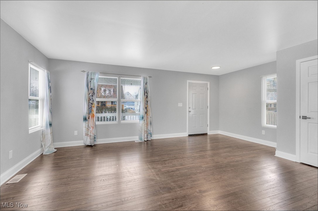 1239 E 168th Street Cleveland OH 44110