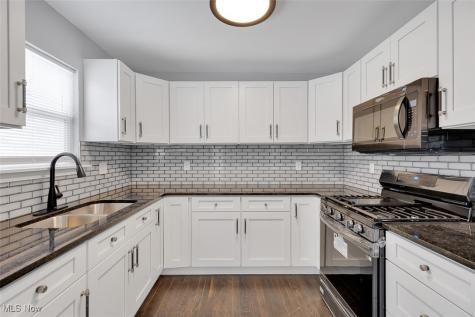 1239 E 168th Street Cleveland OH 44110