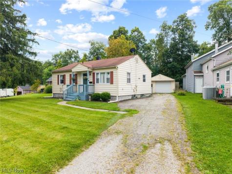 454 W Park Boulevard Medina OH 44256