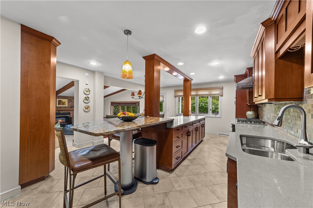 2058 Temblethurst Road South Euclid OH 44121
