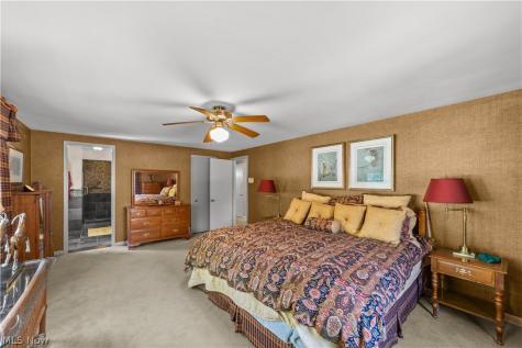 2058 Temblethurst Road South Euclid OH 44121