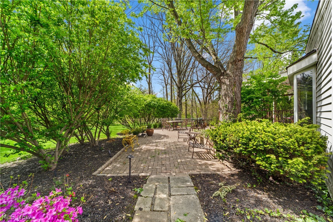 2058 Temblethurst Road South Euclid OH 44121
