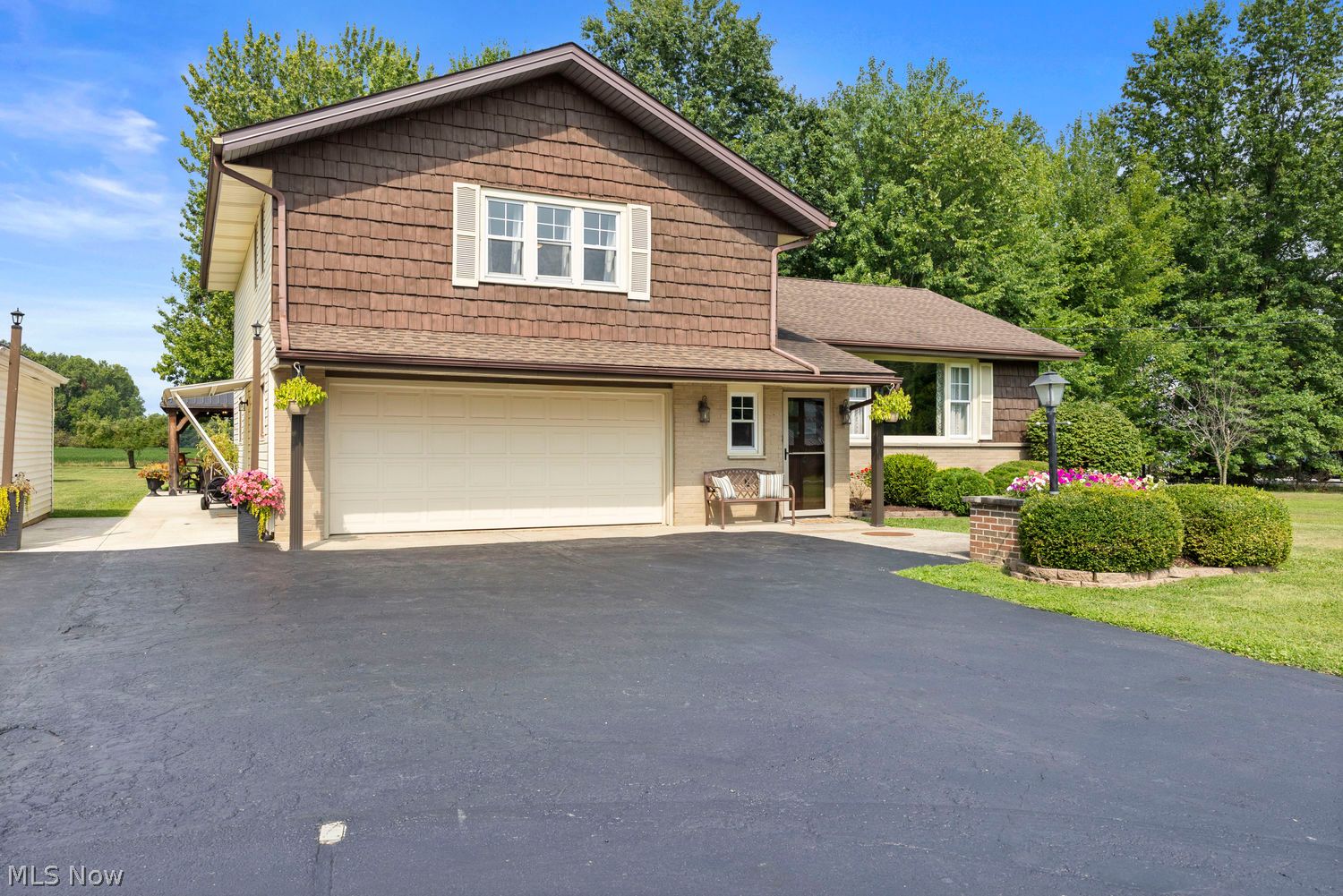 11728 Indian Hollow Road Grafton OH 44044