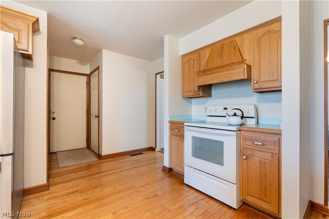 3472 Deer Trace Avenue NW Canton OH 44708