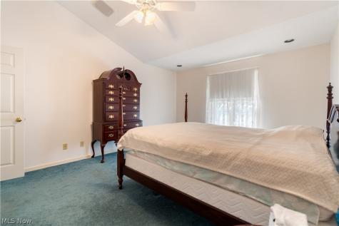 3472 Deer Trace Avenue NW Canton OH 44708