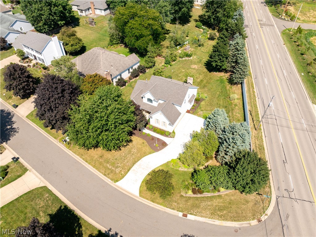3472 Deer Trace Avenue NW Canton OH 44708