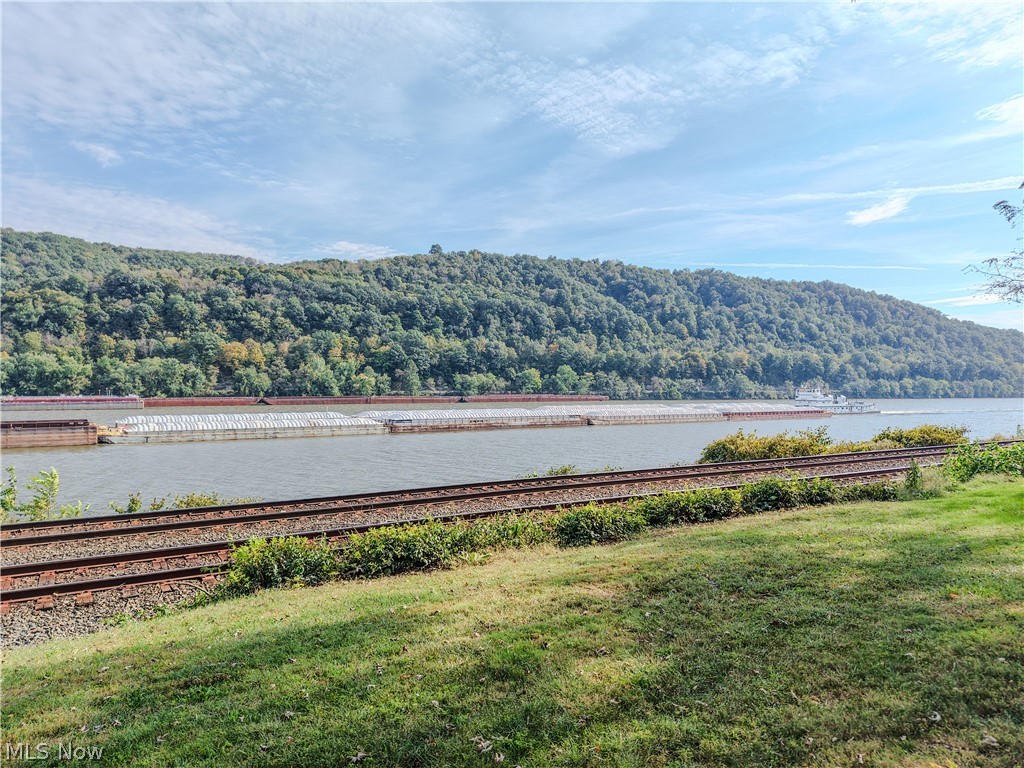 909 Riverside Avenue Wellsville OH 43968