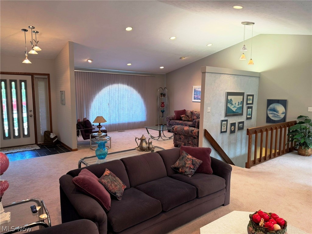946 Douglas Drive Wooster OH 44691