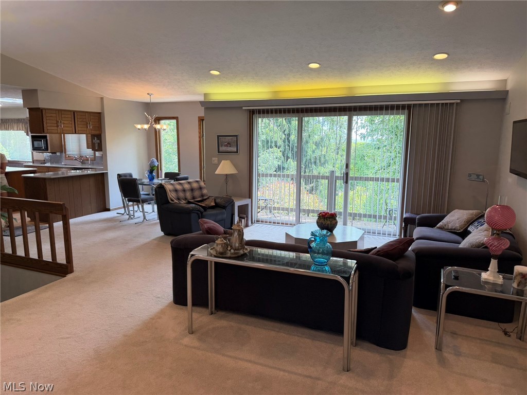 946 Douglas Drive Wooster OH 44691