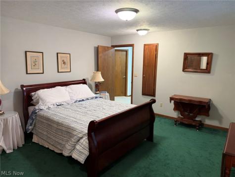 946 Douglas Drive Wooster OH 44691