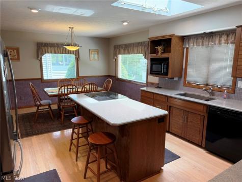 946 Douglas Drive Wooster OH 44691