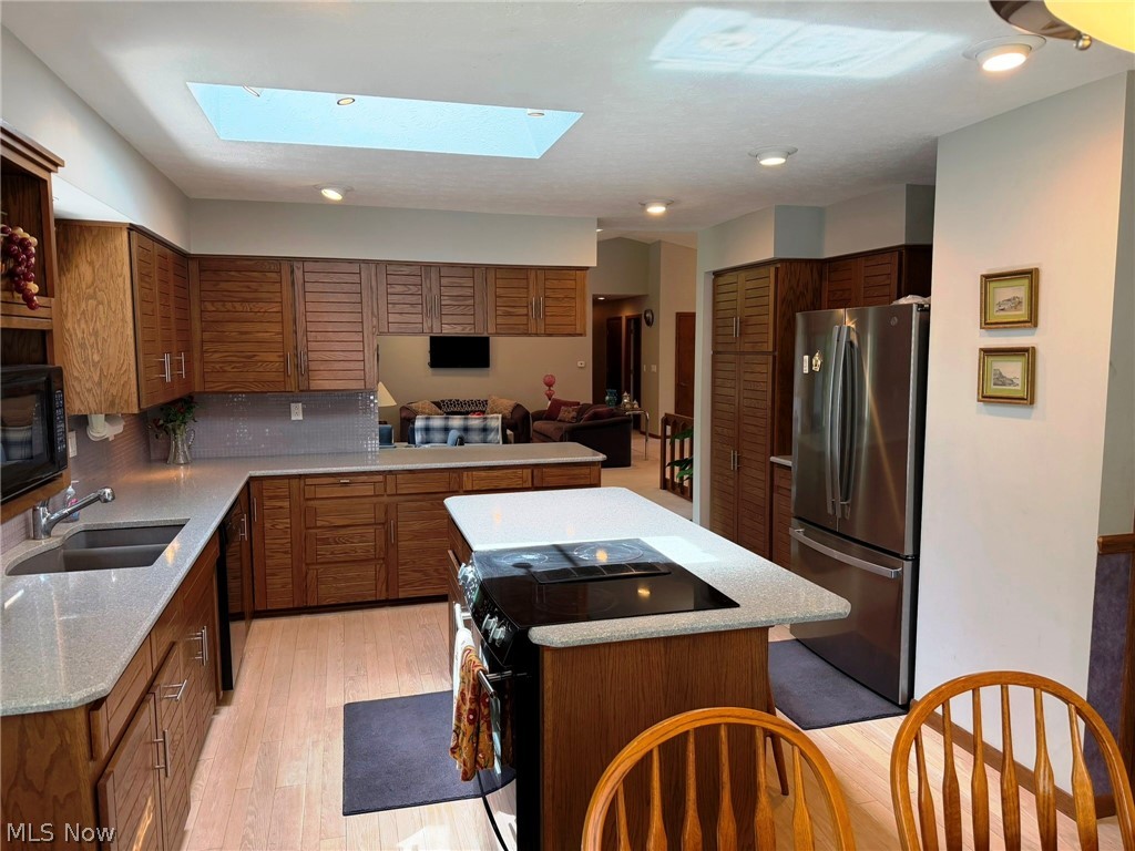 946 Douglas Drive Wooster OH 44691