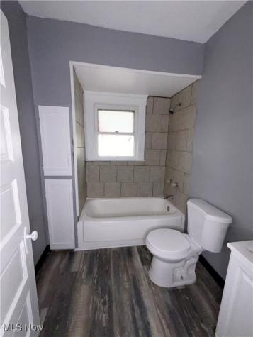 11926 Browning Avenue Cleveland OH 44120