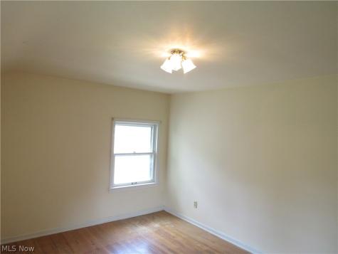4946 Fairlawn Road Lyndhurst OH 44124