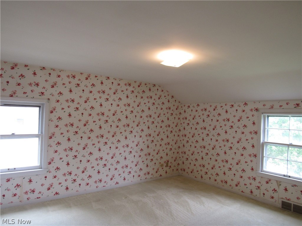 4946 Fairlawn Road Lyndhurst OH 44124
