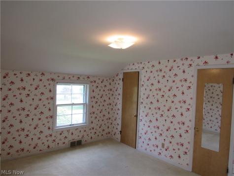 4946 Fairlawn Road Lyndhurst OH 44124