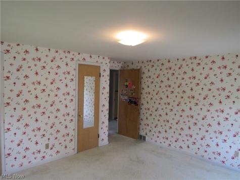4946 Fairlawn Road Lyndhurst OH 44124