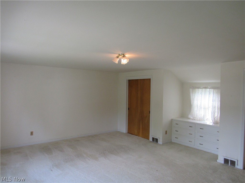 4946 Fairlawn Road Lyndhurst OH 44124