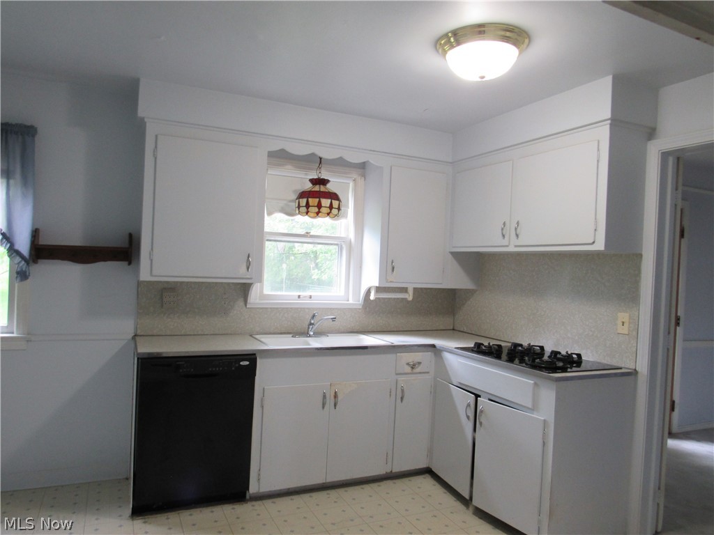 4946 Fairlawn Road Lyndhurst OH 44124
