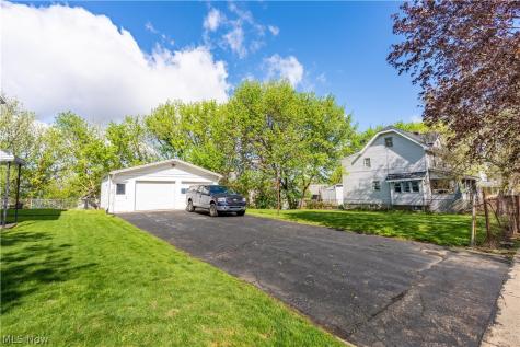 296 Kryder Avenue Akron OH 44305