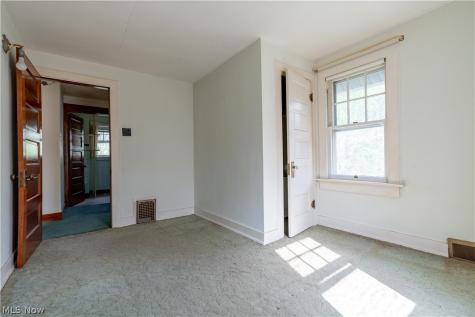 296 Kryder Avenue Akron OH 44305