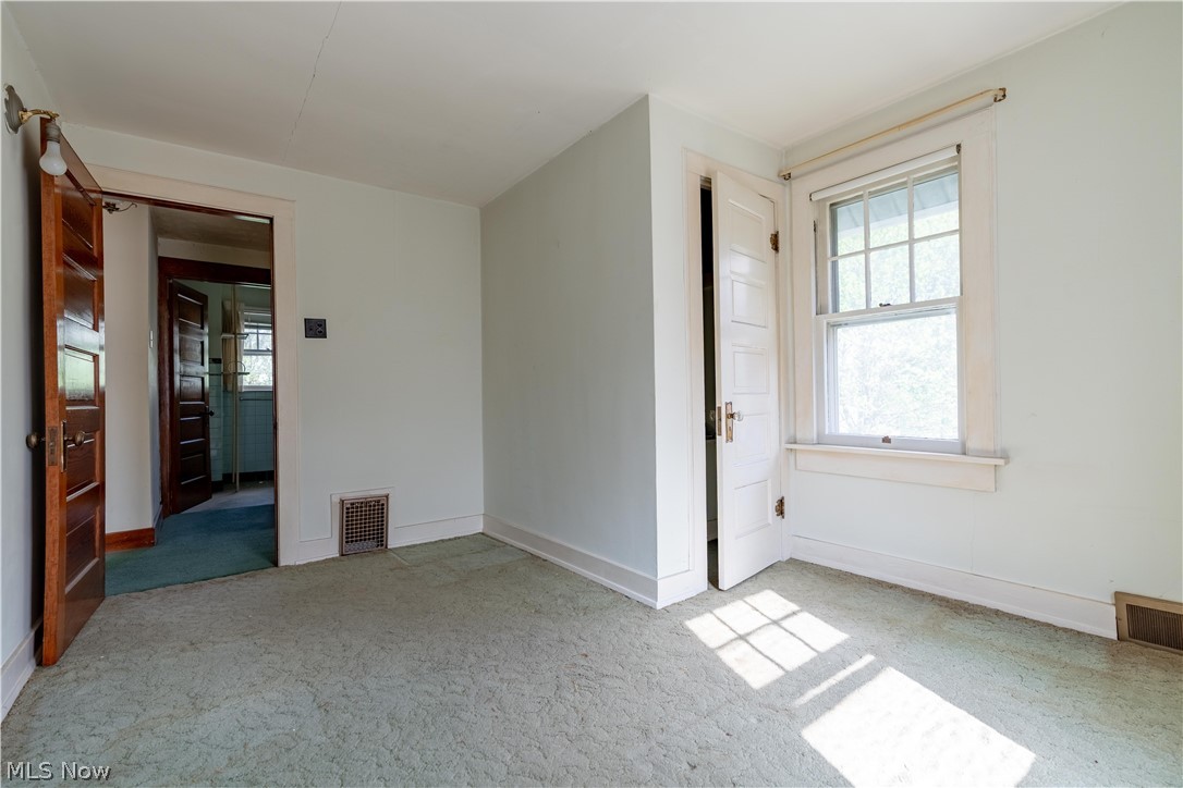 296 Kryder Avenue Akron OH 44305