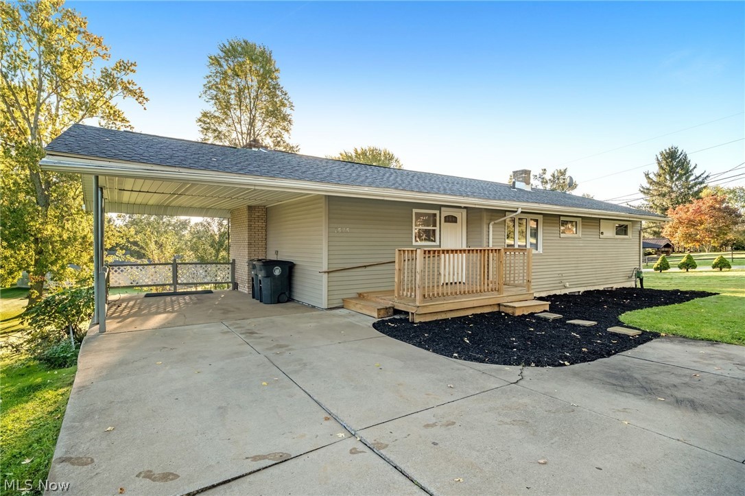 1575 Hilbish Avenue Akron OH 44312