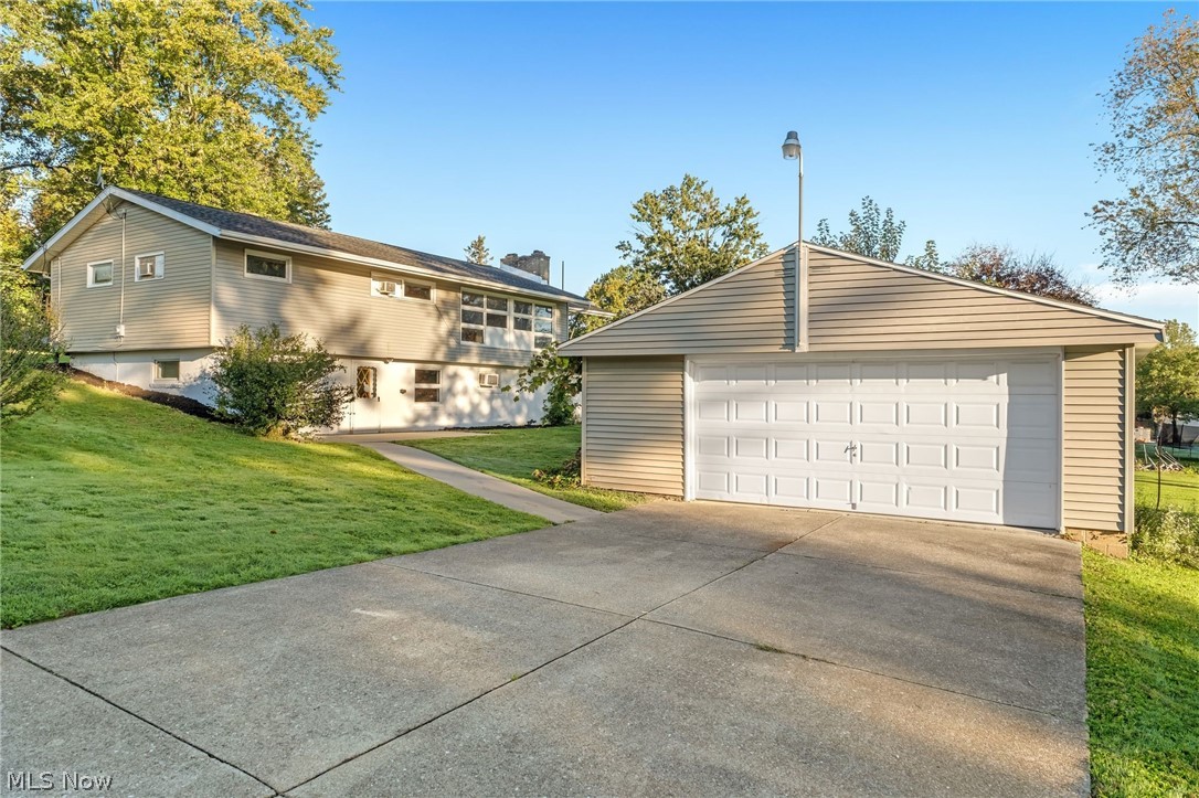 1575 Hilbish Avenue Akron OH 44312