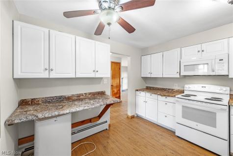 1575 Hilbish Avenue Akron OH 44312