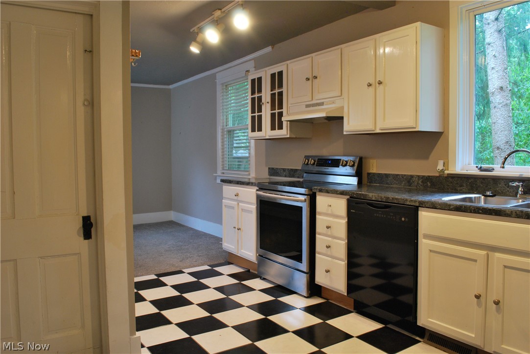 98 Elm Court Chagrin Falls OH 44022