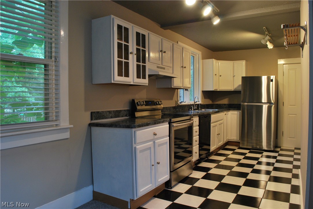 98 Elm Court Chagrin Falls OH 44022