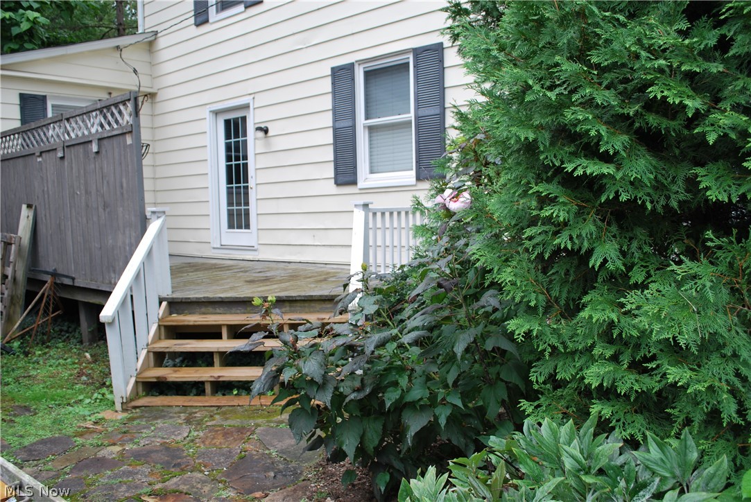 98 Elm Court Chagrin Falls OH 44022