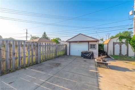 3014 Center Drive Parma OH 44134