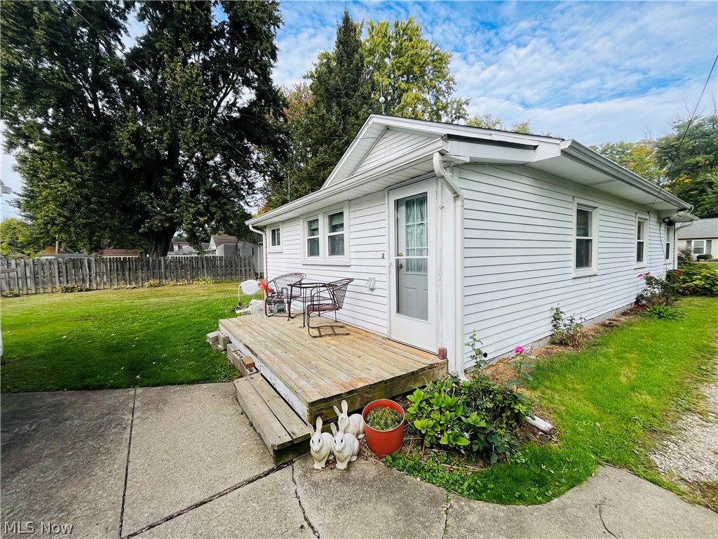 1492 Park Avenue Madison OH 44057