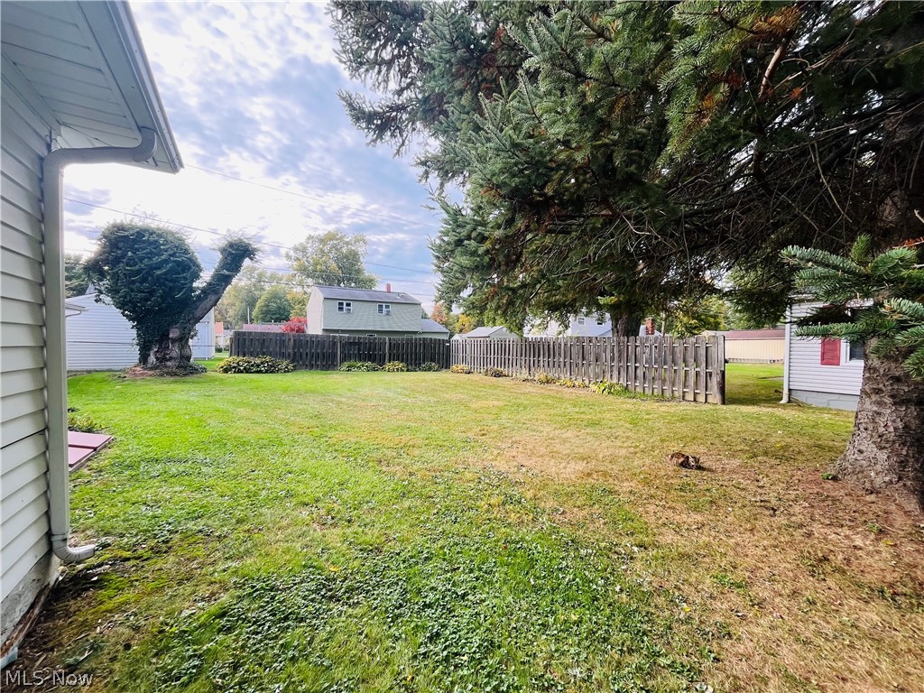 1492 Park Avenue Madison OH 44057