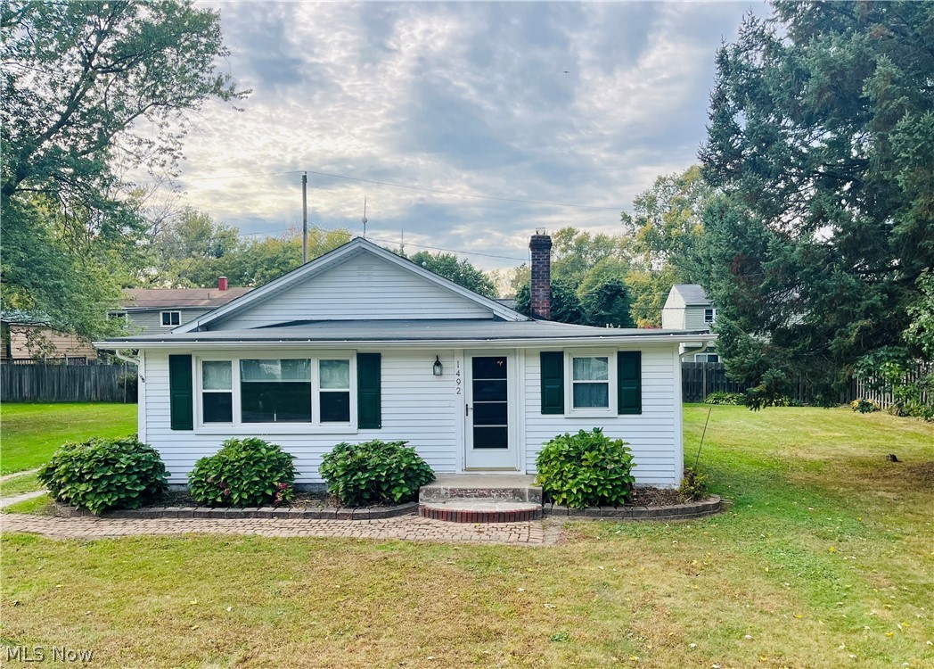 1492 Park Avenue Madison OH 44057