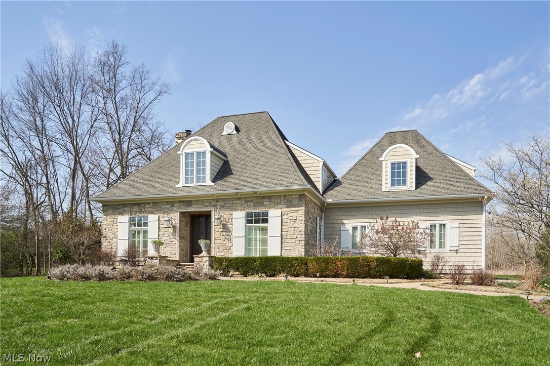 2242 Rock Creek N Akron OH 44333