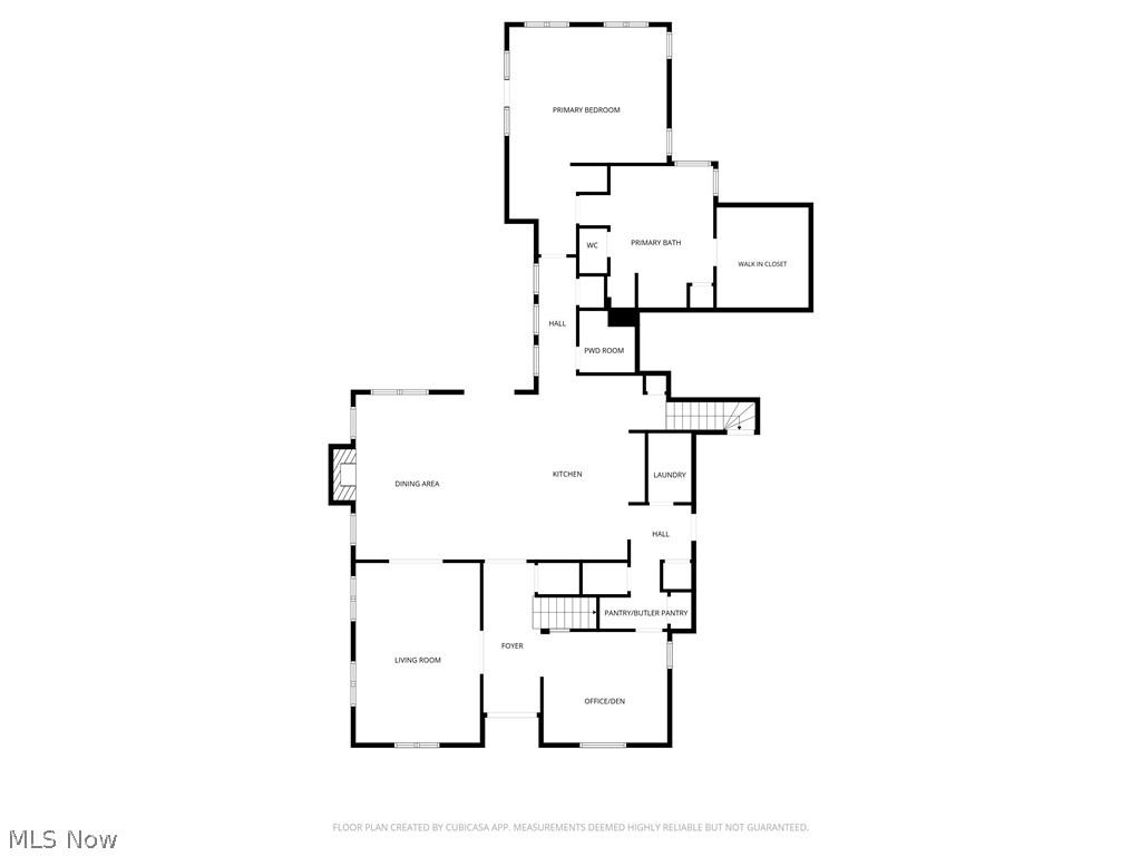 2242 Rock Creek N Akron OH 44333