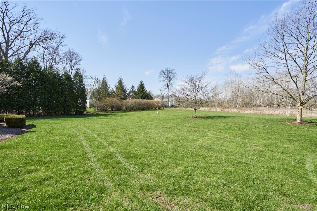 2242 Rock Creek N Akron OH 44333