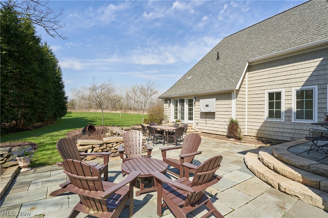 2242 Rock Creek N Akron OH 44333